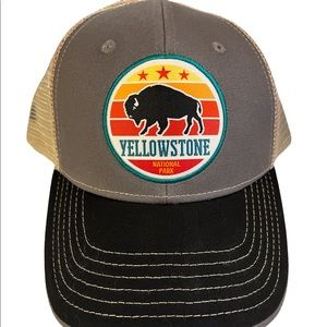 NWT H3 SportGear Yellowstone National Park SnapBack Trucker Cap